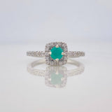Anillo Halo Cuadrado Esmeralda 22 Pts 2.15 g / T6 1/4 Plata 925