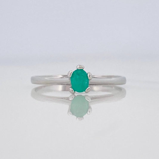 Anillo Solitario Ovalo Esmeralda Pts 1.2 g / T7 Plata 925