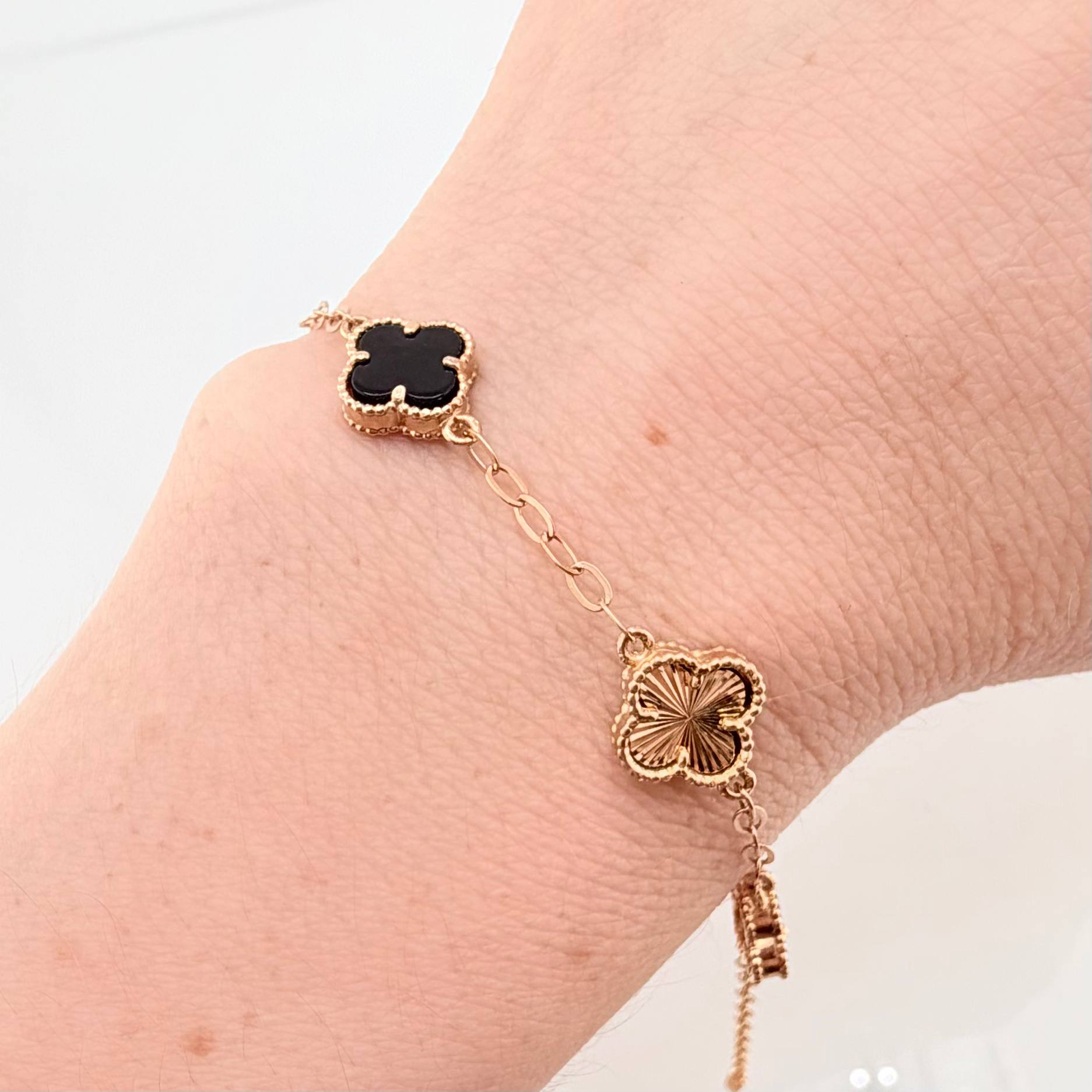 Pulso Aro Seguido Trebol Doble Faz 4.15gr / 17.5cm-19.5cm / 9.7mm Oro Amarillo Nac.Esp. 18K