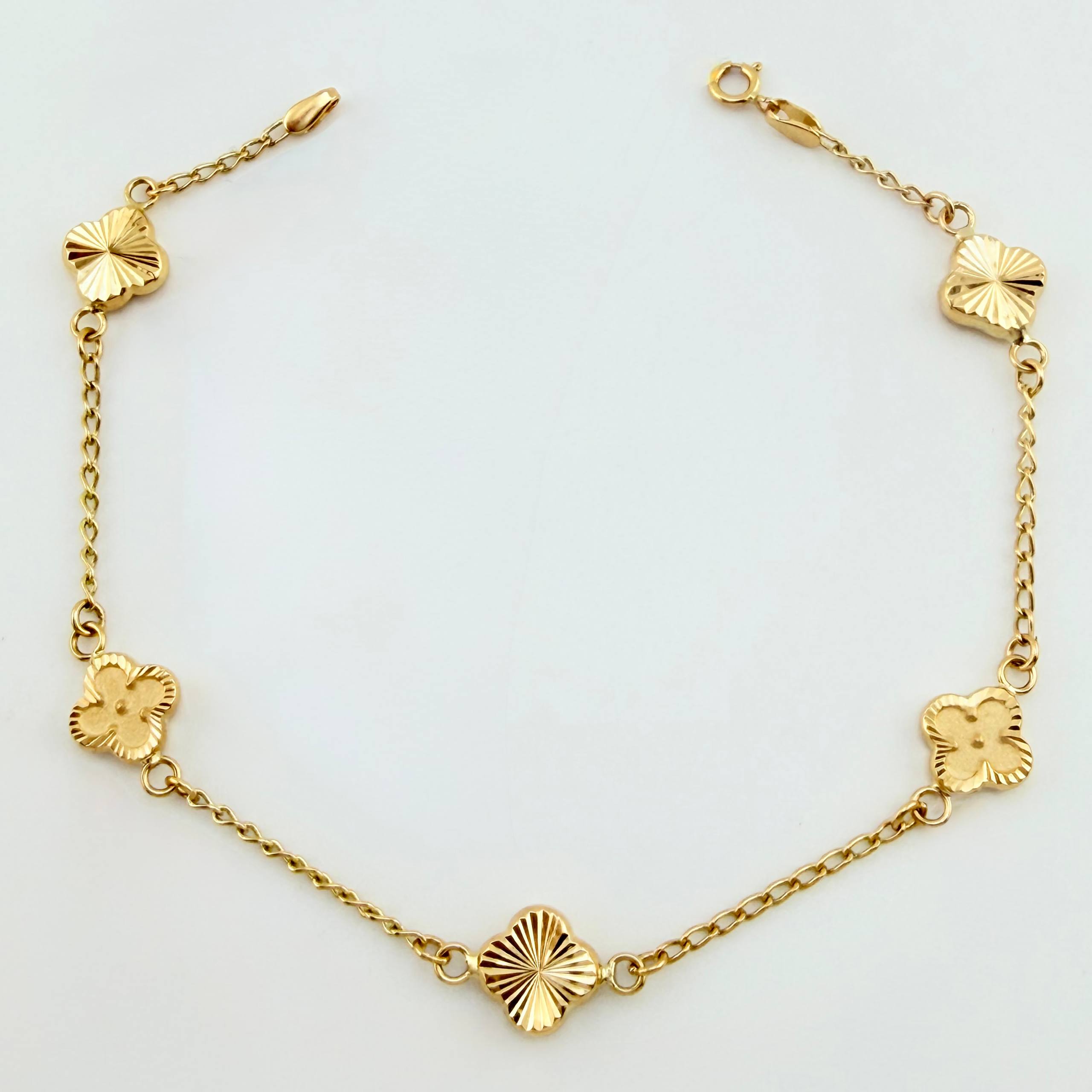 Pulso Aro Seguido Trebol Dorado 3gr / 19cm / 8.2mm Oro Amarillo 18K