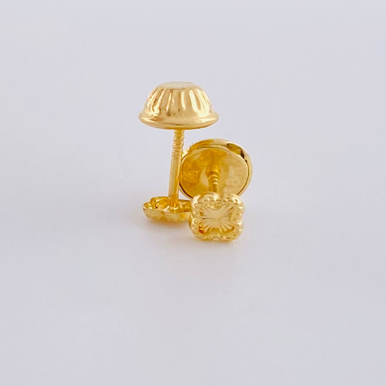 Topos Trebol 0.4 g / 3.7 mm Oro Amarillo 18K