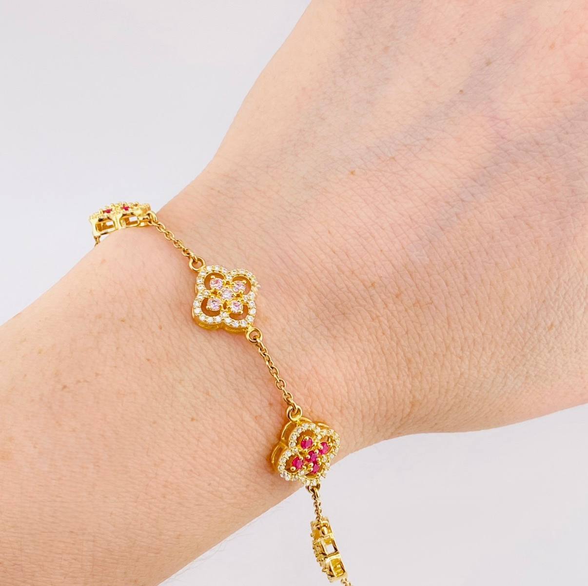 Pulso Flor Trebol 8.6 g / 18.5 cm / 11.6 mm Oro Amarillo 18K