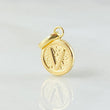 Dije Letra V 0.4gr / 1.5cm / Oro Amarillo 18K