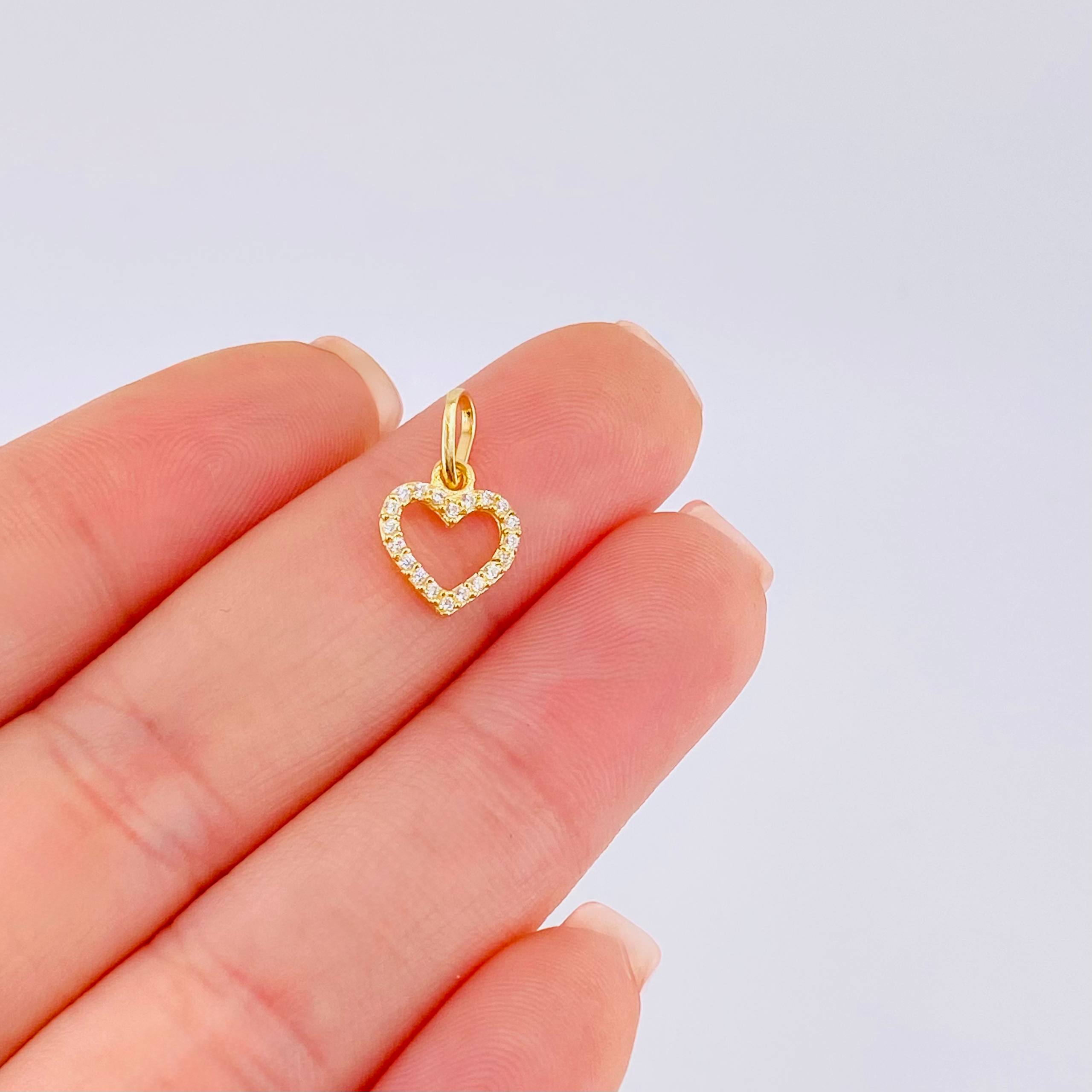 Dije Silueta Corazón Tupida 0.45gr / 1.5cm / Oro Amarillo 18K ©