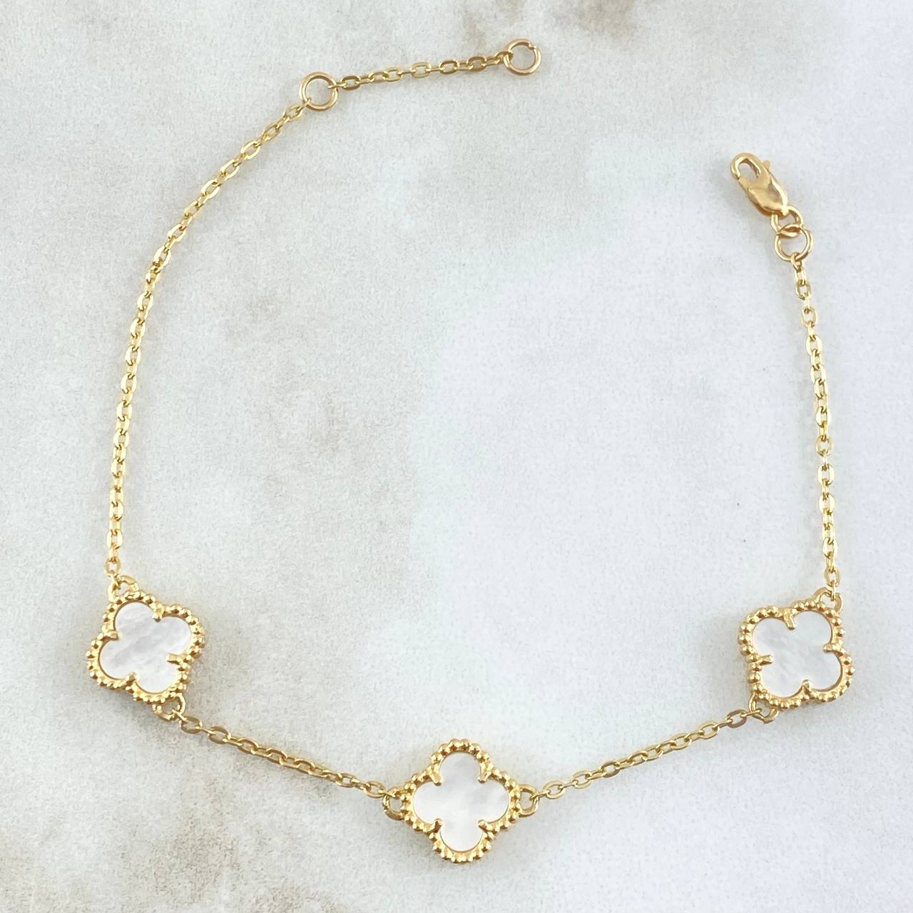 Pulso Aro Seguido Trébol VCyA Gradual 4.4gr / 17cm-19cm / 1.4mm Nacar Blanco Punteado 3und Oro Amarillo Nac.Esp. 18K