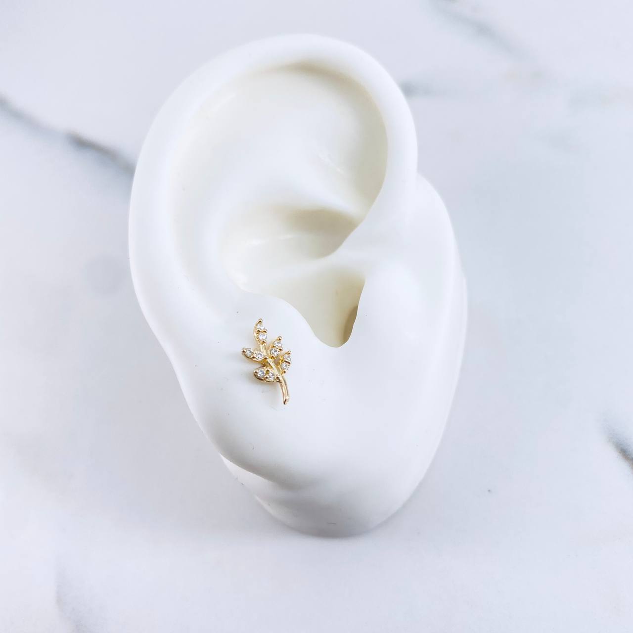 Topos Hoja 0.75gr / Circones Blancos Oro Amarillo 18K &