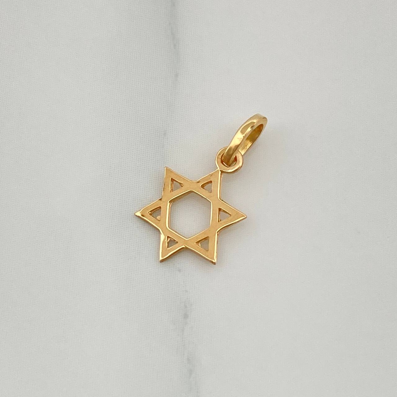 Dije Estrella de David 0.2gr / 1.4cm / Oro Amarillo 18K %