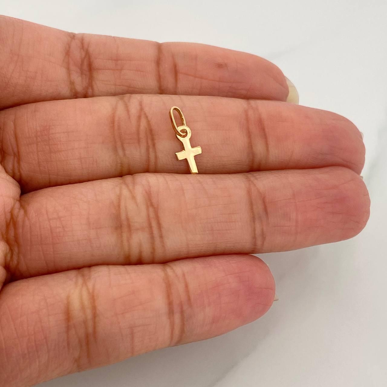 Dije Cruz 0.15gr / 1.3cm / Oro Amarillo 18K %