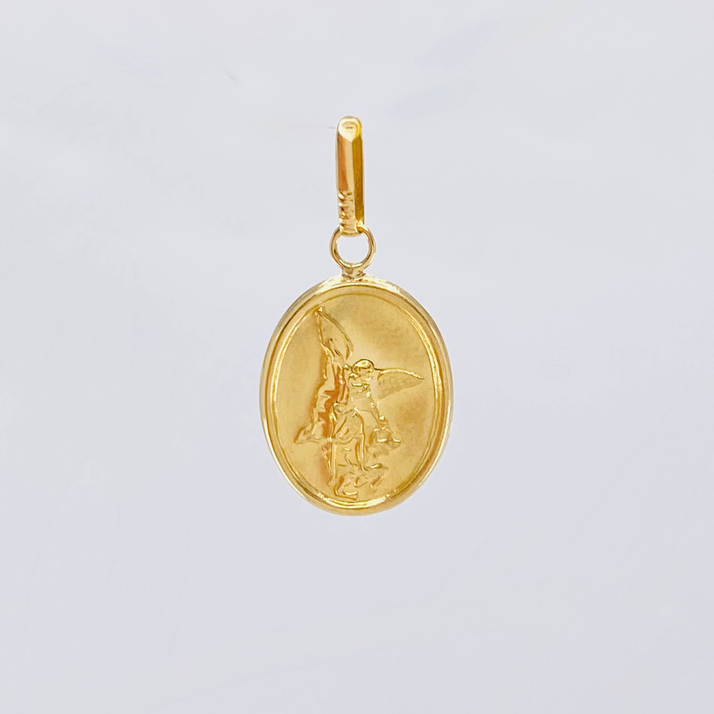 Dije San Miguel Arcangel 0.95gr / 2.7cm / Oro Amarillo 18K ©
