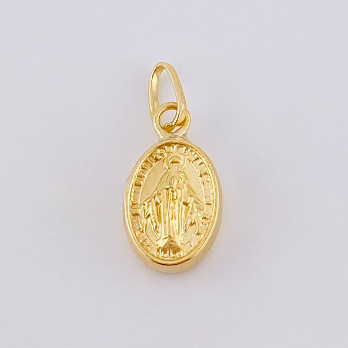 Dije Virgen Milagrosa 0.35gr / 1.6cm / Oro Amarillo 18K ©