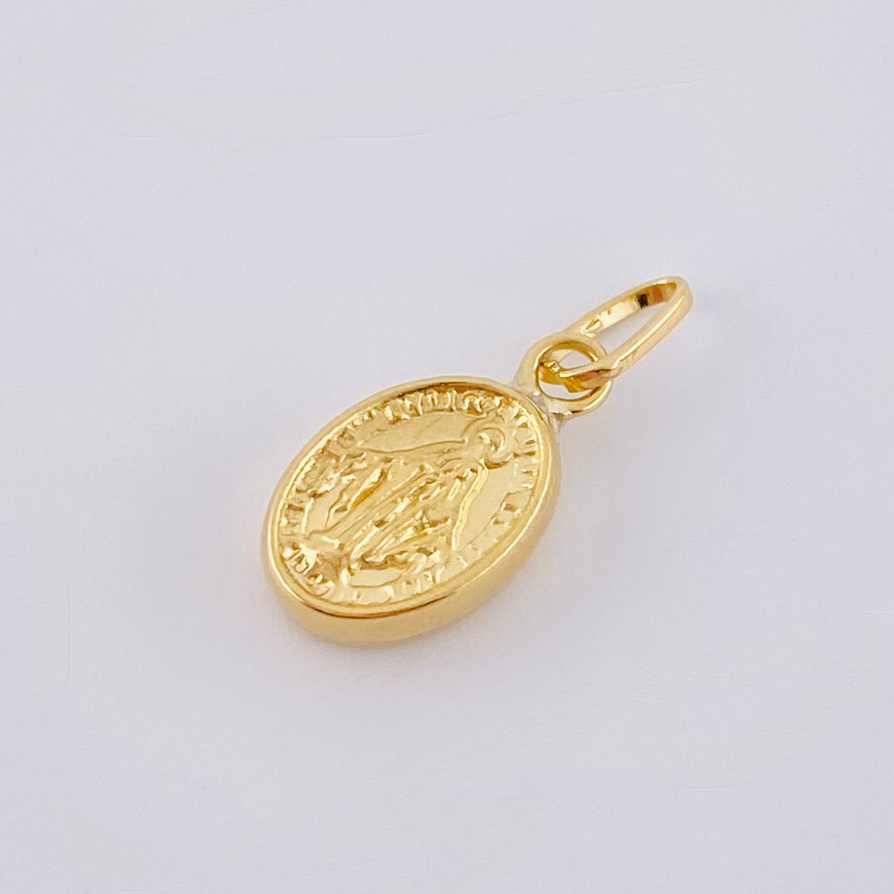 Dije Virgen Milagrosa 0.35gr / 1.6cm / Oro Amarillo 18K ©