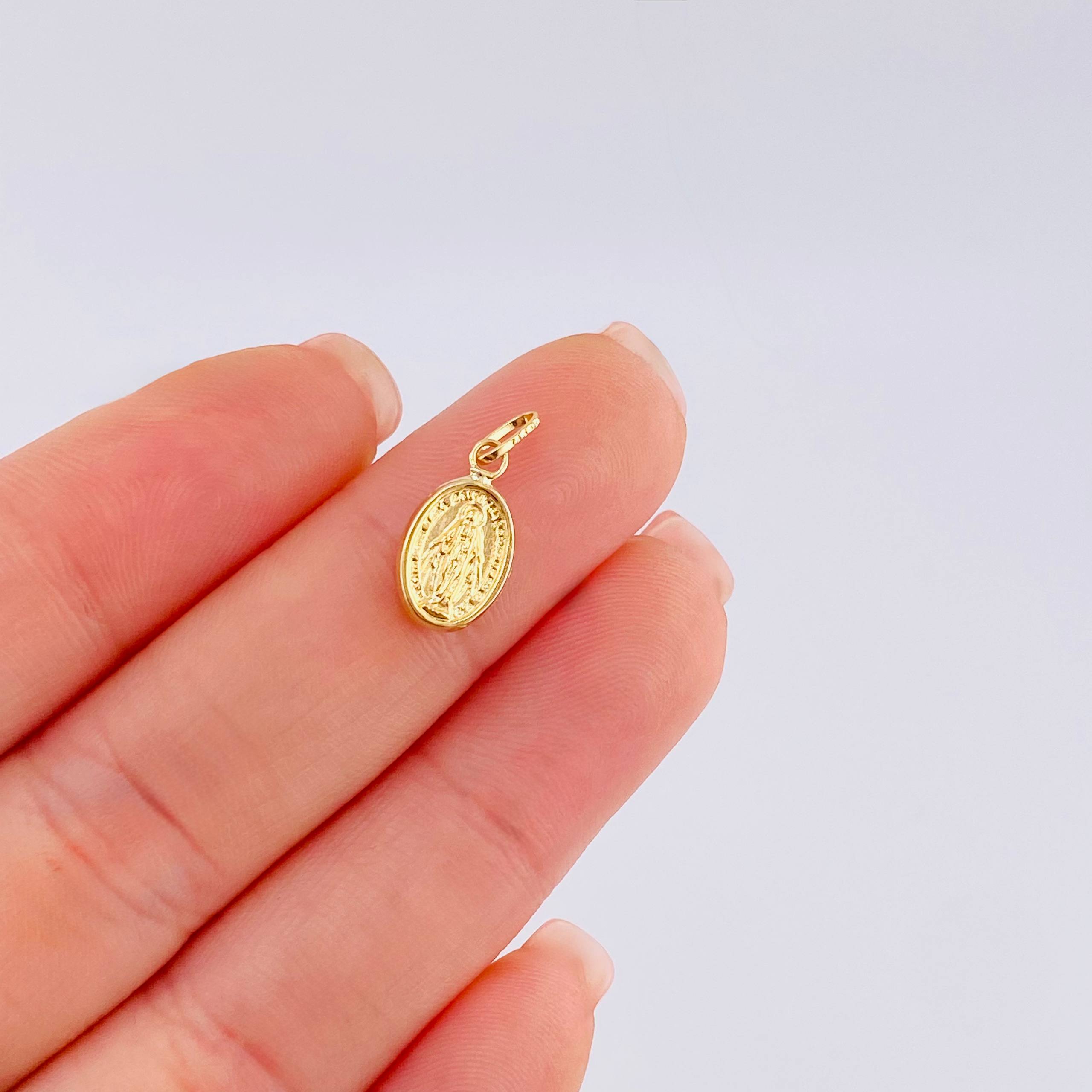 Dije Virgen Milagrosa 0.45gr / 1.7cm / Oro Amarillo 18K ©