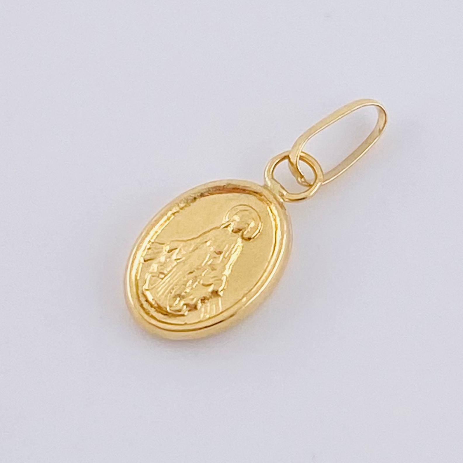 Dije Virgen Milagrosa 0.25gr / 1.6cm / Oro Amarillo 18K ©