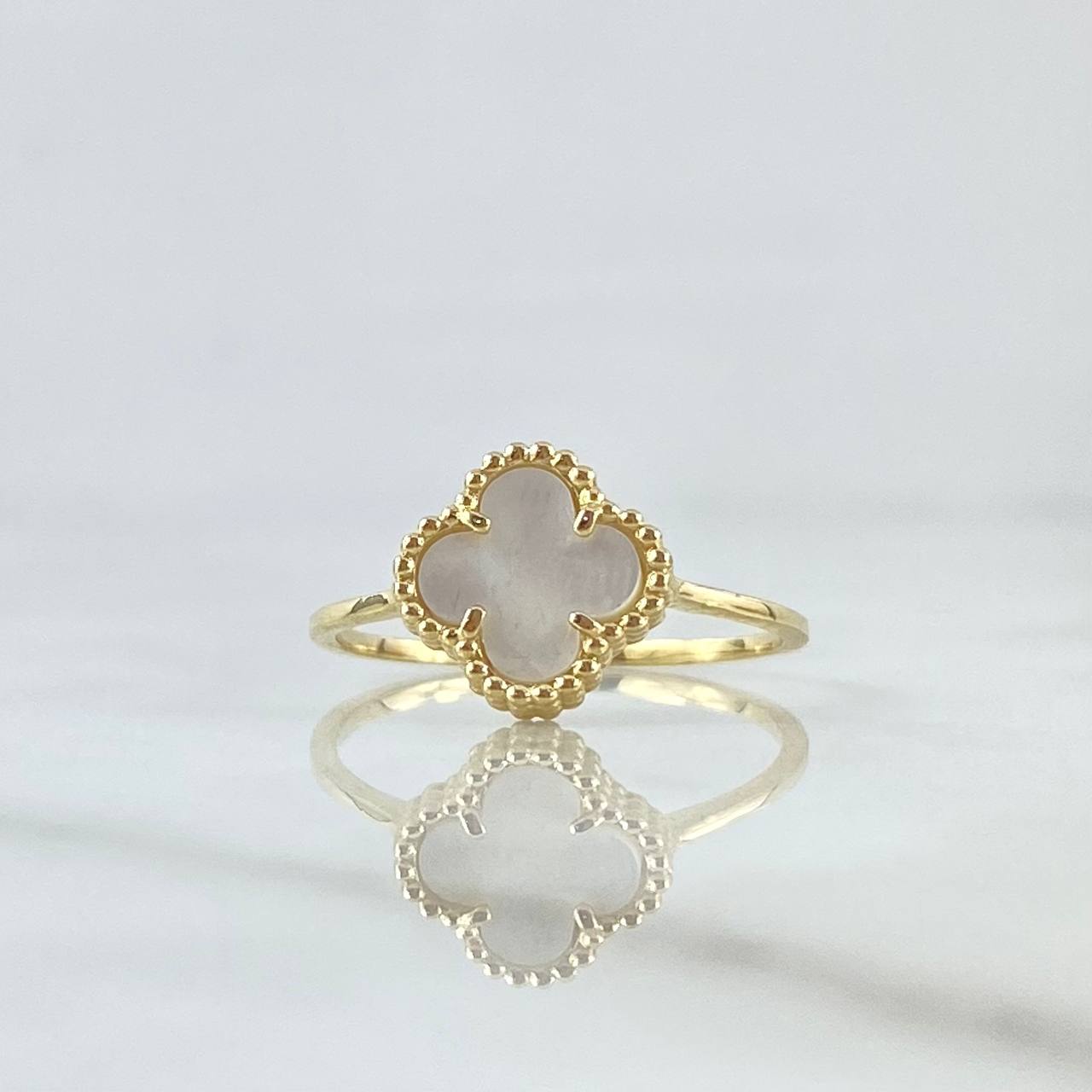 Anillo Trebol VCyA 1.95gr / T7 1/4 / Nacar Blanco Punteado Oro Amarillo 18K *