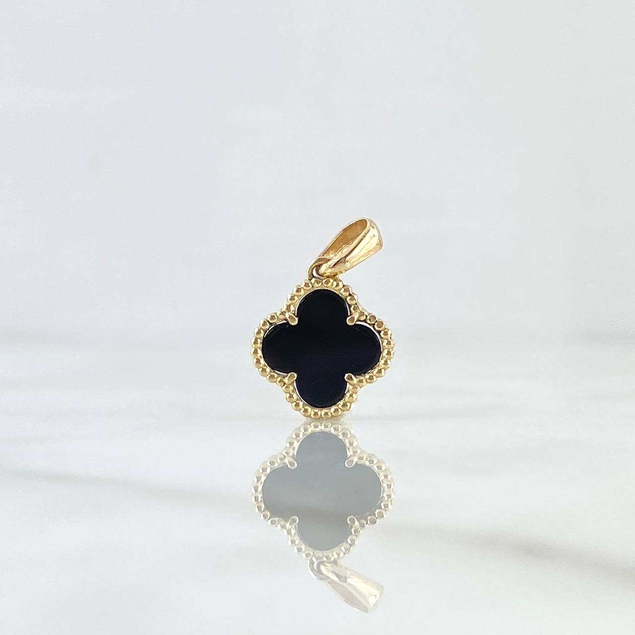 Dije Trebol VCyA 1.7gr / 1.9cm / Onix Negro Punteado Oro Amarillo 18K *