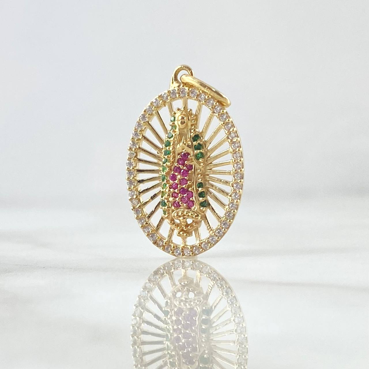 Dije Virgen Guadalupe Ovalo Filigrana 3.2gr / 2.6cm / Circones Blancos Verdes Fucsia Oro Amarillo 18K
