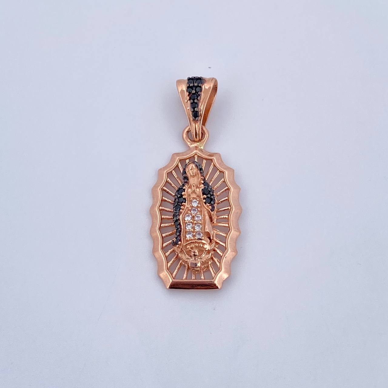 Dije Virgen Guadalupe 3gr / 3.1cm / Circones Negros Blancos Oro Rosa 18K &