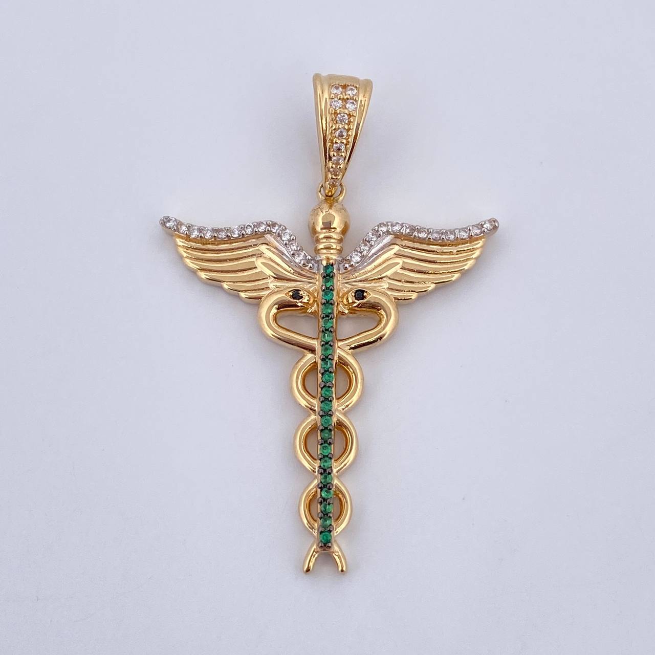 Dije Baston De Hermes 6.2gr / 4.4cm / Circones Verdes Negros Blancos Tres Oros 18K &