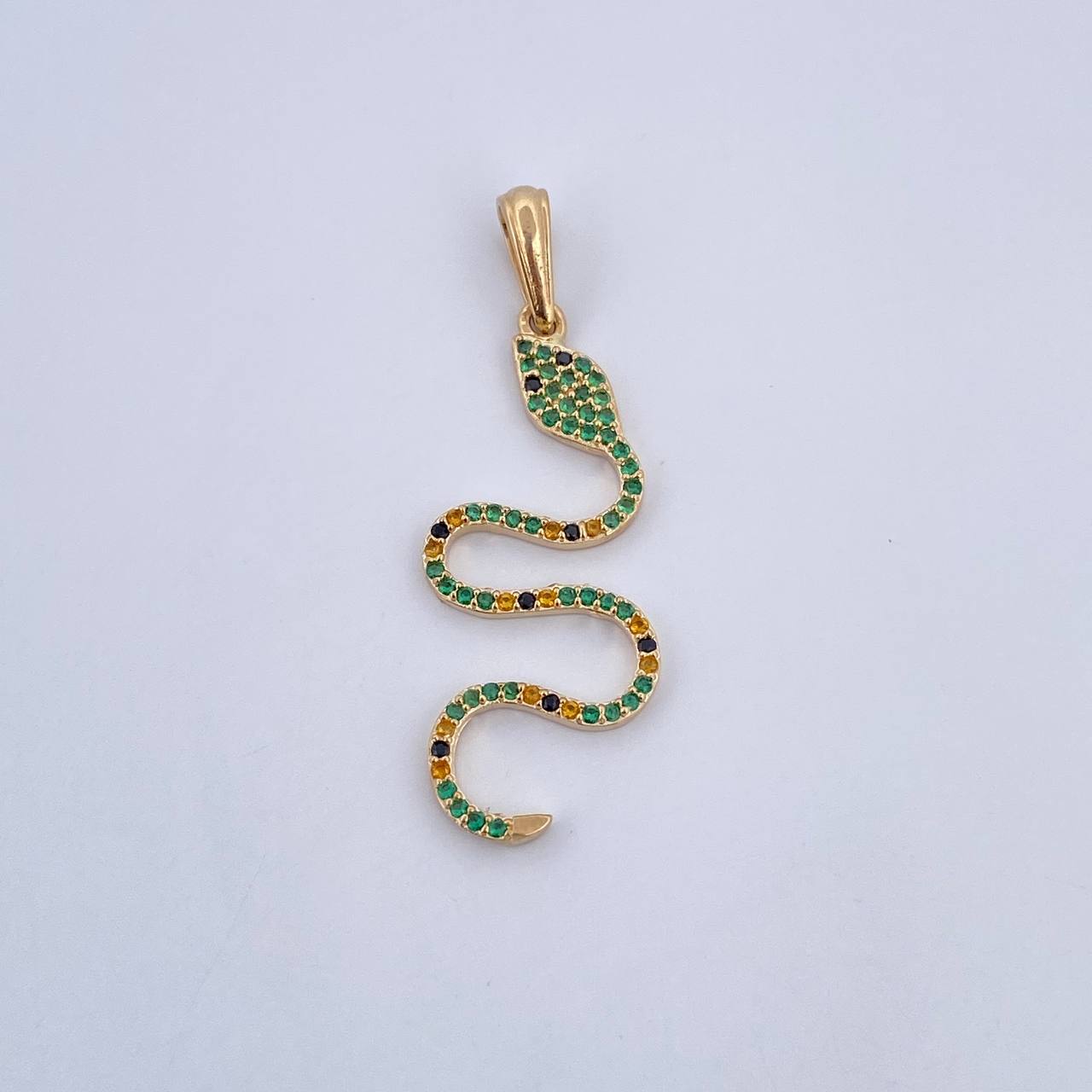 Dije Serpiente 1.9gr / 3.8cm / Circones Verdes Negros Amarillos Oro Amarillo 18K &