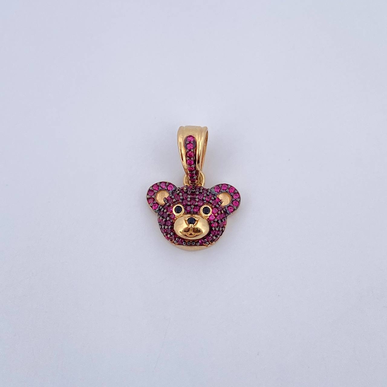 Dije Rostro Oso 2.6gr / 2cm / Circones Fucsias Negros Oro Amarillo 18K &