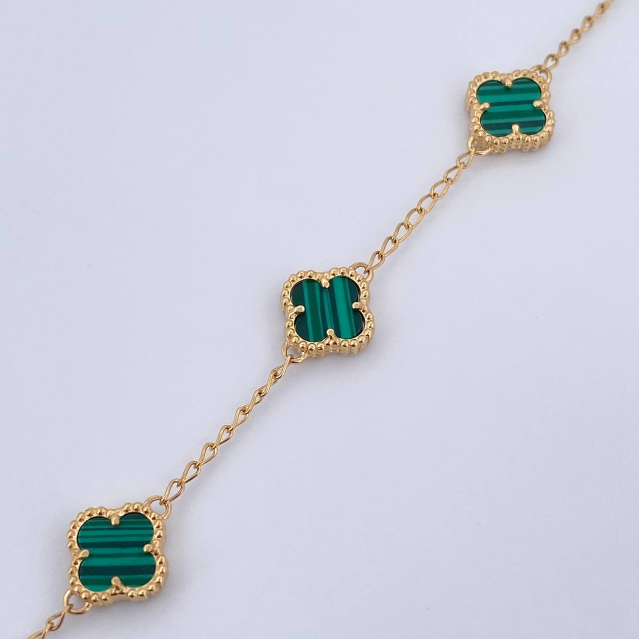 Pulso Espiga Trebol 6.5gr / 19.1cm / 1.4mm Malaquita Verde Oro Amarillo Nac.Esp. 18K &