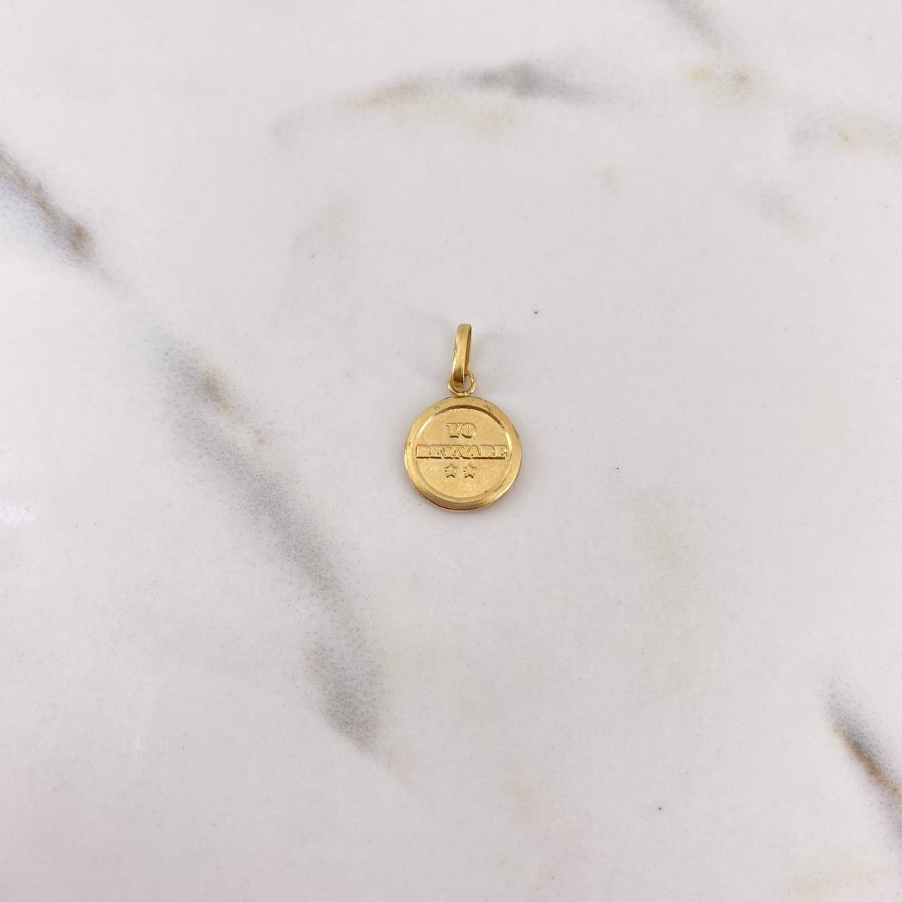Dije Medalla Divino Niño 0.5gr / 1.8cm / Troquelado Oro Amarillo 18K #