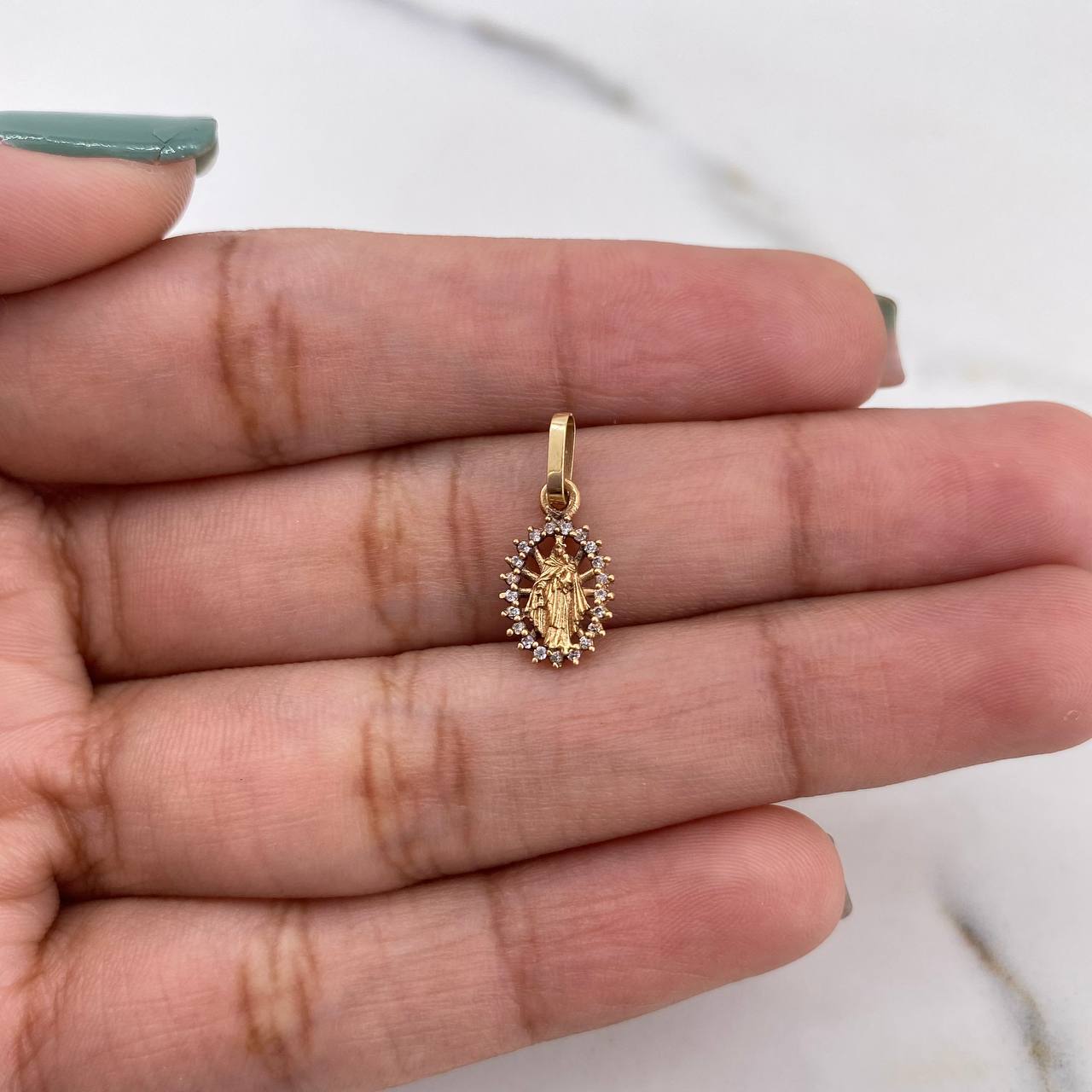 Dije Virgen Del Carmen 0.55gr / 1.6cm / Circones Blancos Oro Rosa 18K #
