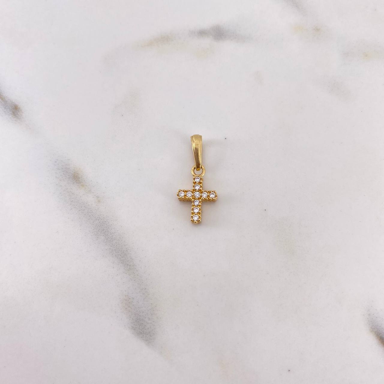 Dije Cruz 0.95gr / 1.8cm / Doble Faz Circones Fucsias Blancos Oro Amarillo 18K &