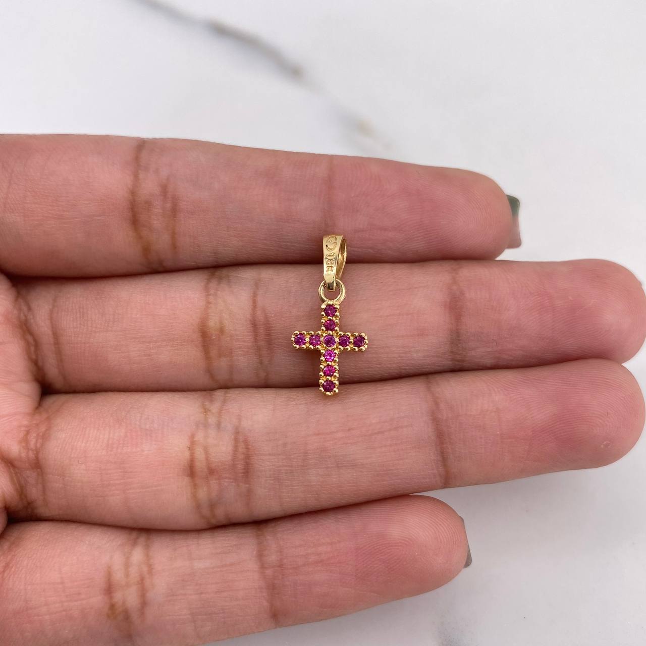 Dije Cruz 0.95gr / 1.8cm / Doble Faz Circones Fucsias Blancos Oro Amarillo 18K &