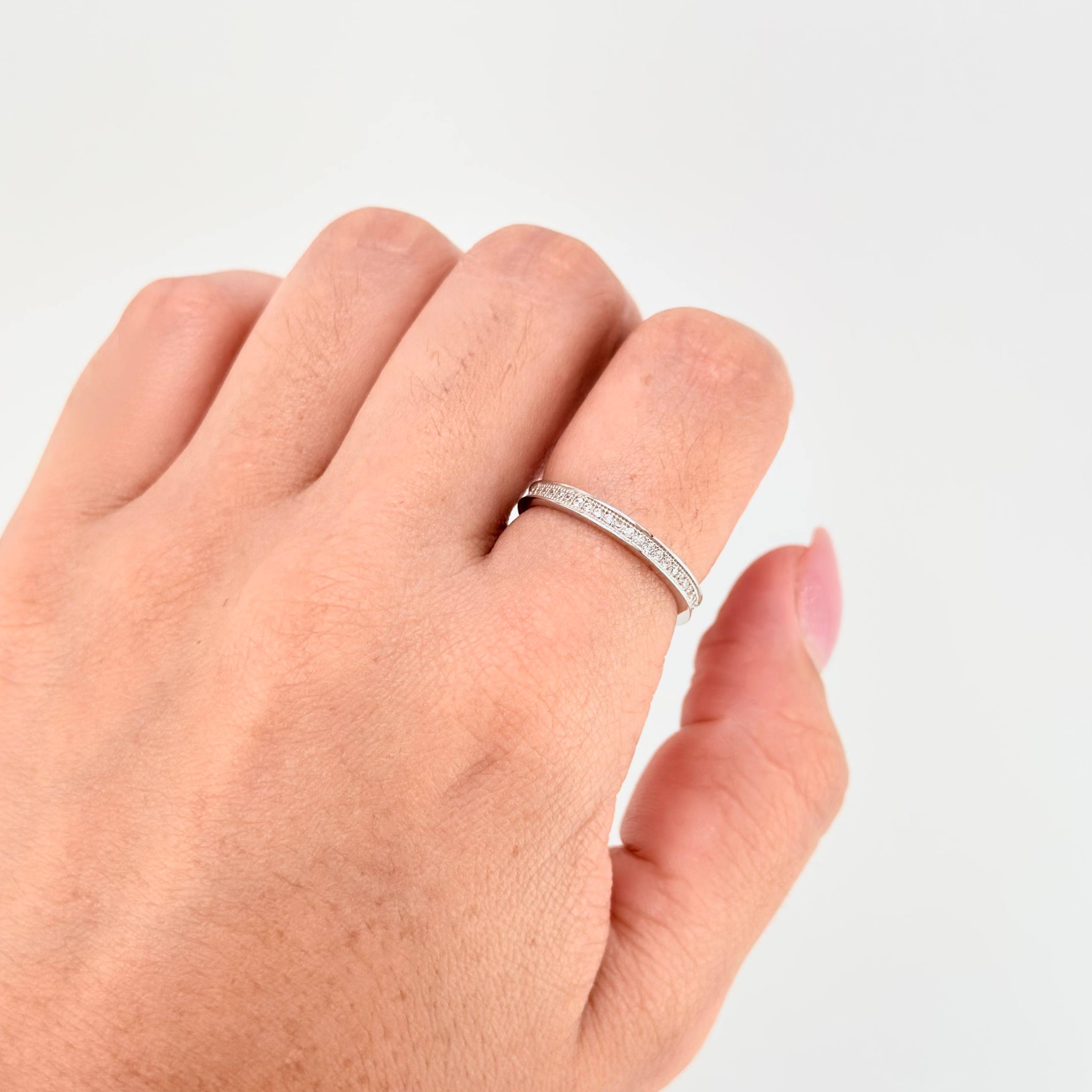 Anillo Churumbela 1.8gr / T6 1/2 / Oro Blanco 18K ©