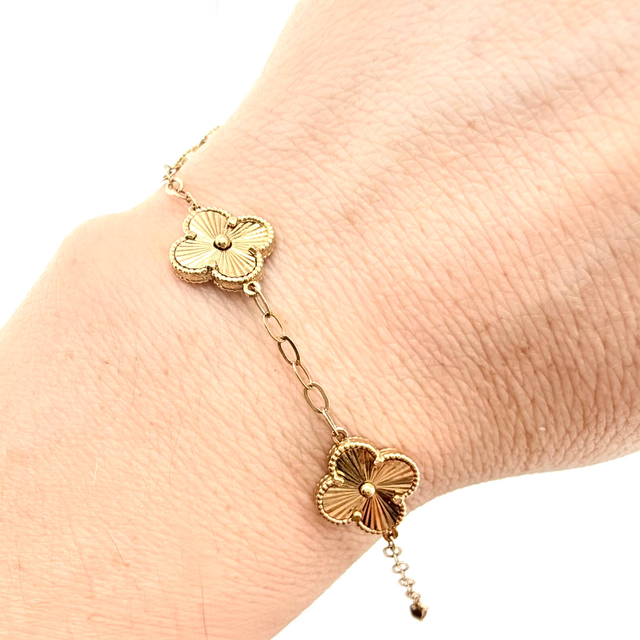 Pulso Aro Seguido Trebol Dorado 6.75gr / 20cm / 11mm Oro Amarillo Nac.Esp. 18K