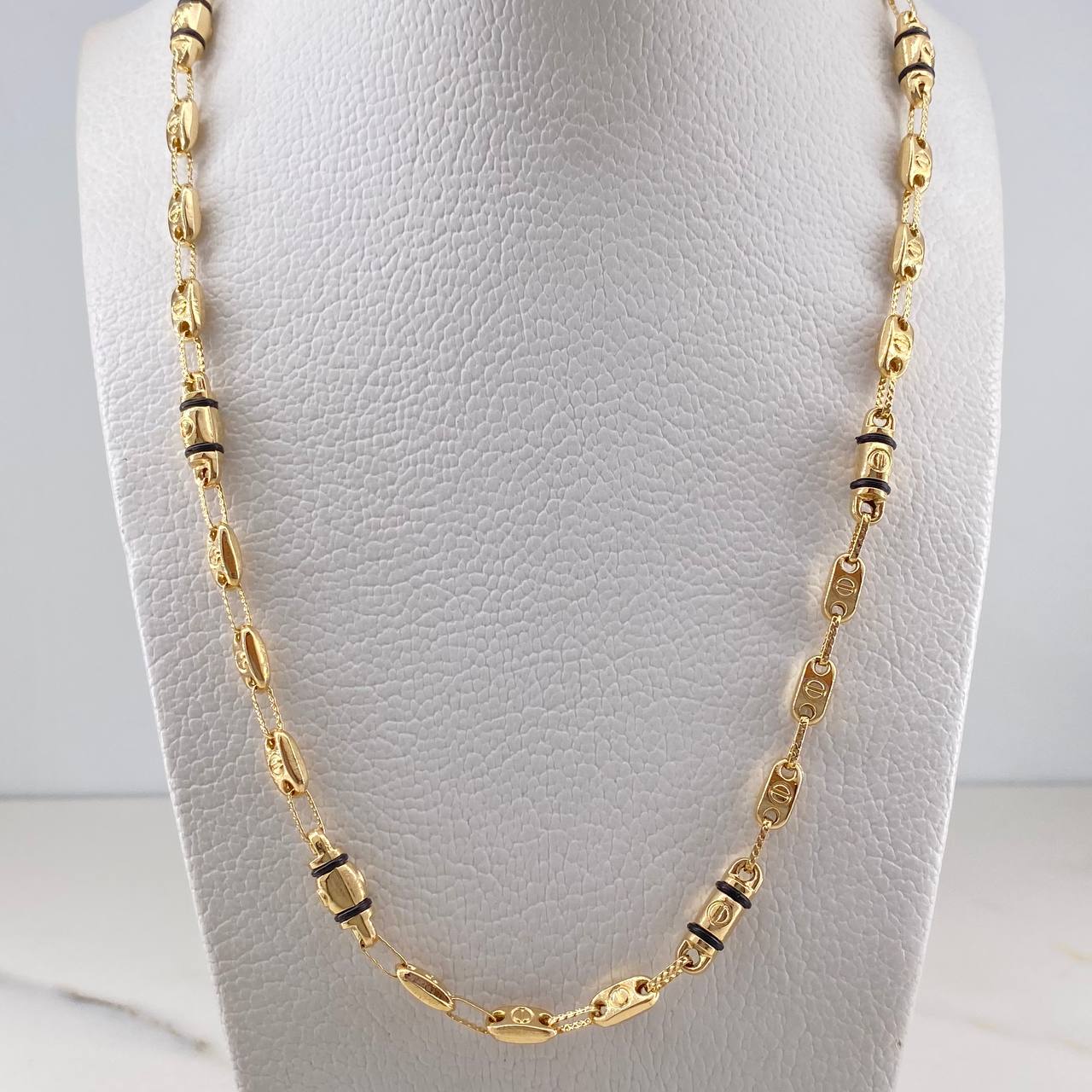 Cadena Rustica Tornillo 12.2gr / 62.6cm / 3.8mm Cauchos Negros Oro Amarillo 18K $