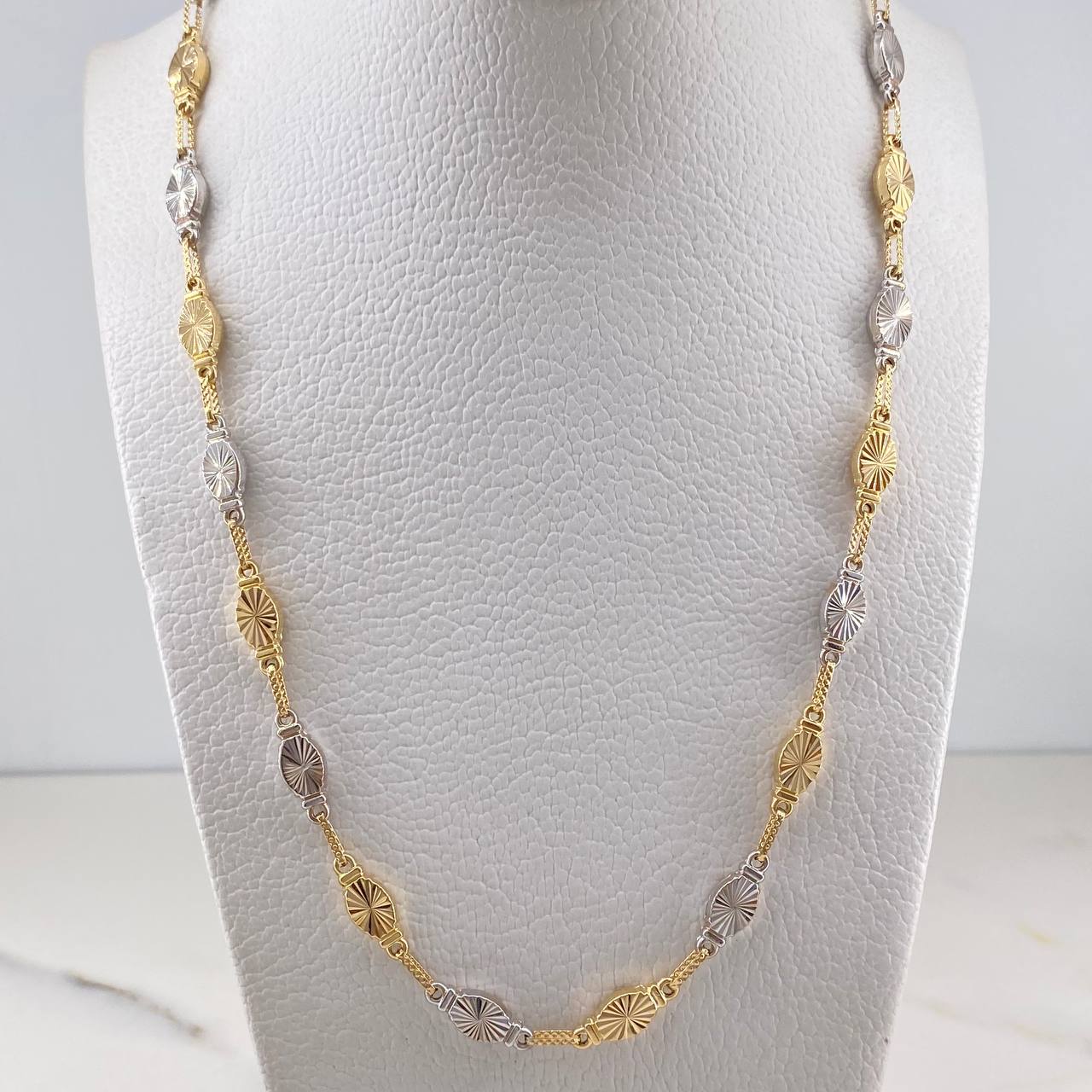 Cadena Rustica Eslabon 13.85gr / 60.6cm / 5.1mm Diamantado Dos Oros Amarillo Blanco 18K $