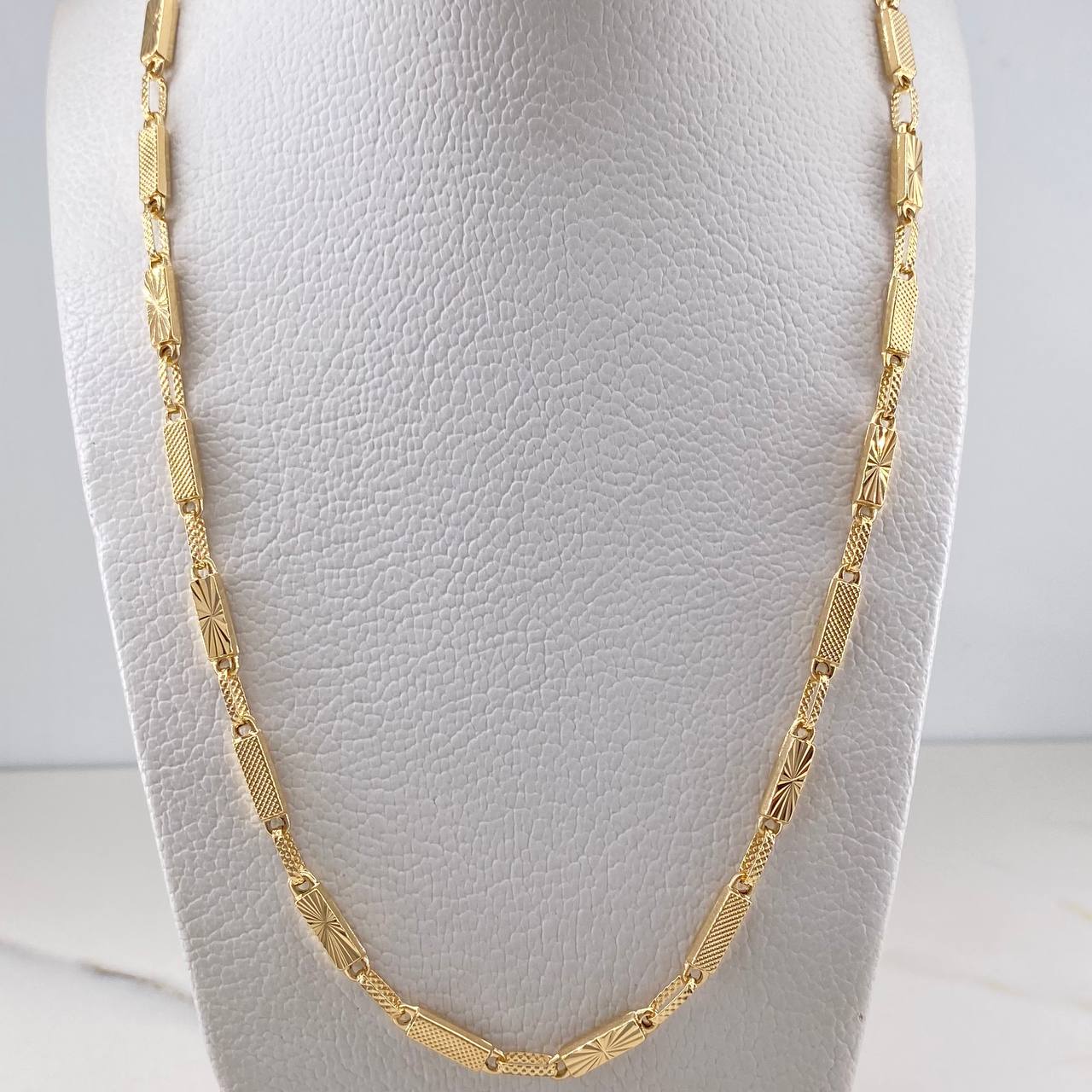 Cadena Rustica Rectangular 11.5gr / 60cm / 3.3mm Diamantado Oro Amarillo 18K $