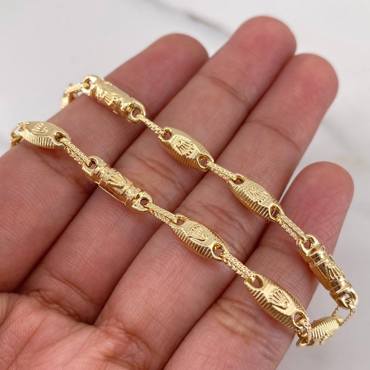 Pulso Rustico Corona RX 4.6gr / 20.5cm / 4.5mm Oro Amarillo 18K $