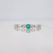 Anillo Solitario Eslabón Esmeralda 12 Pts 0.65 g / T7 1/4 Plata 925