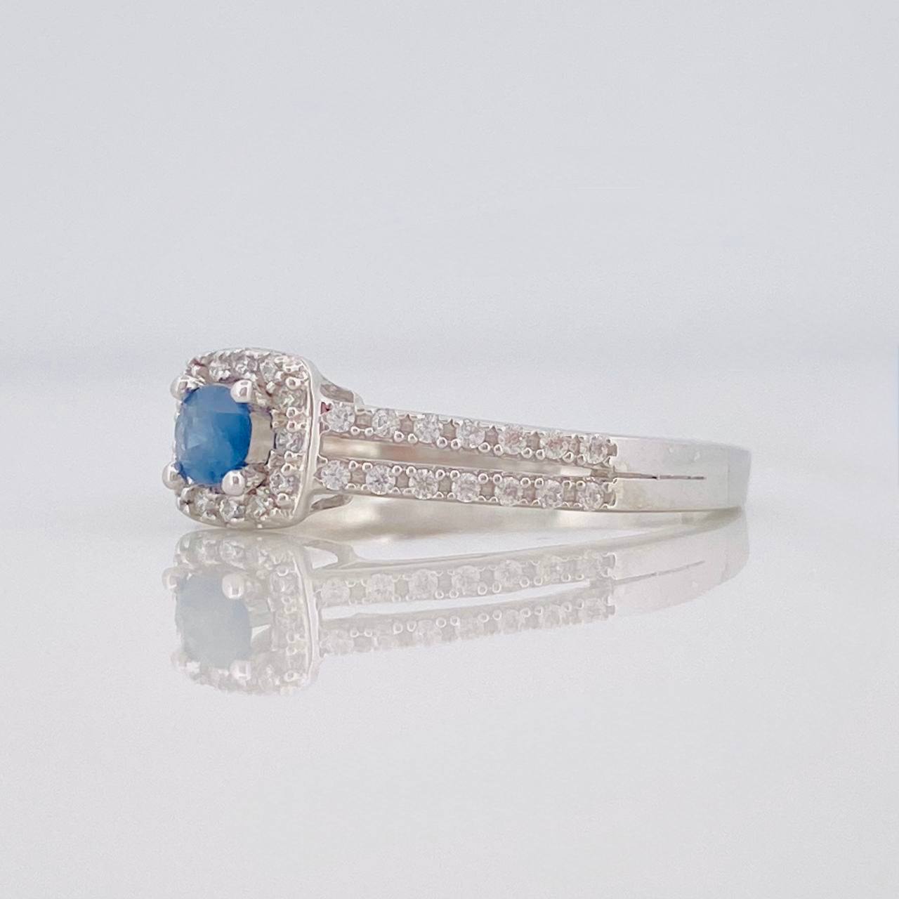 Anillo Halo Cuadrado Zafiro 17 Pts 1.7 g / T6 3/4 Plata 925