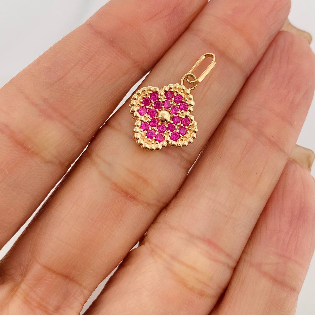 Dije Trebol 2.7g / 2.2cm Oro Amarillo 18K
