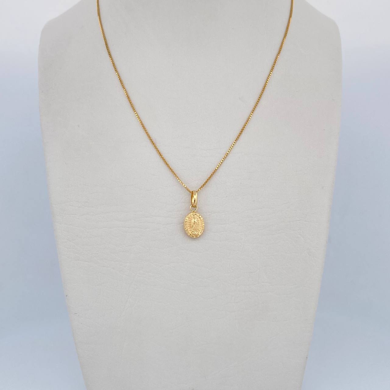 Set Cadena Veneciana 1.8gr/45cm/0.7mm + Dije Virgen Guadalupe 0.4gr/1.5cm Troquelado Oro 18K (Oferta) &