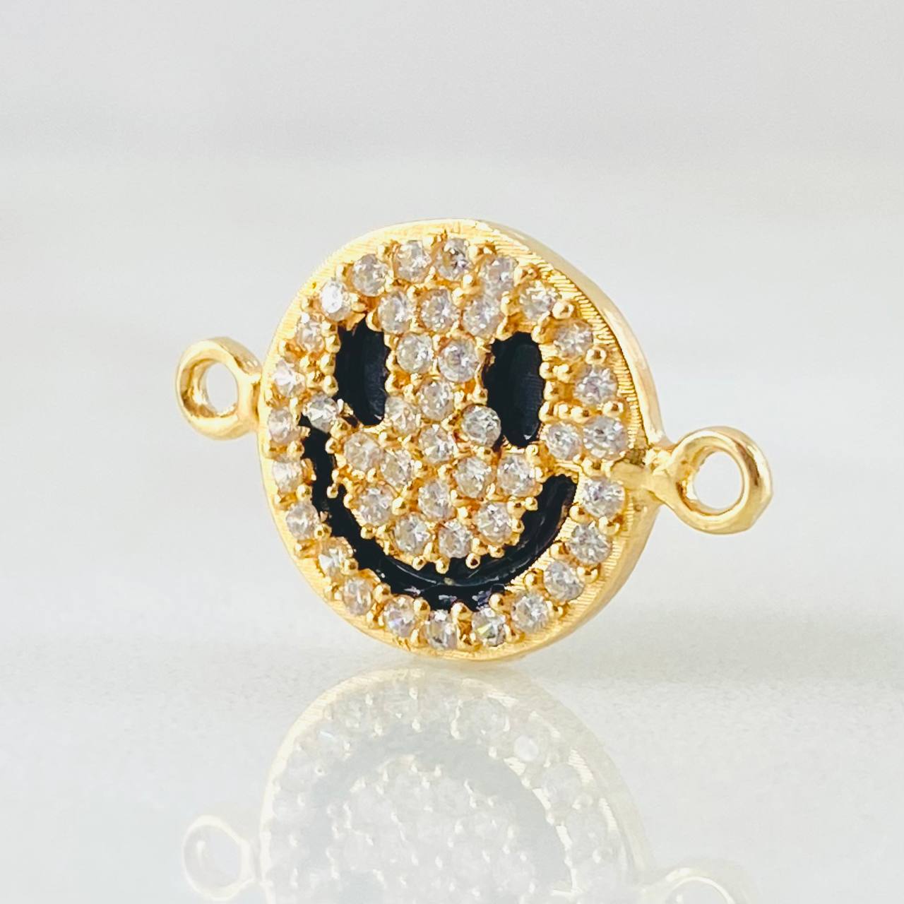 Herraje Carita Feliz 1.55gr / 1.1cm / Oro Amarillo 18K