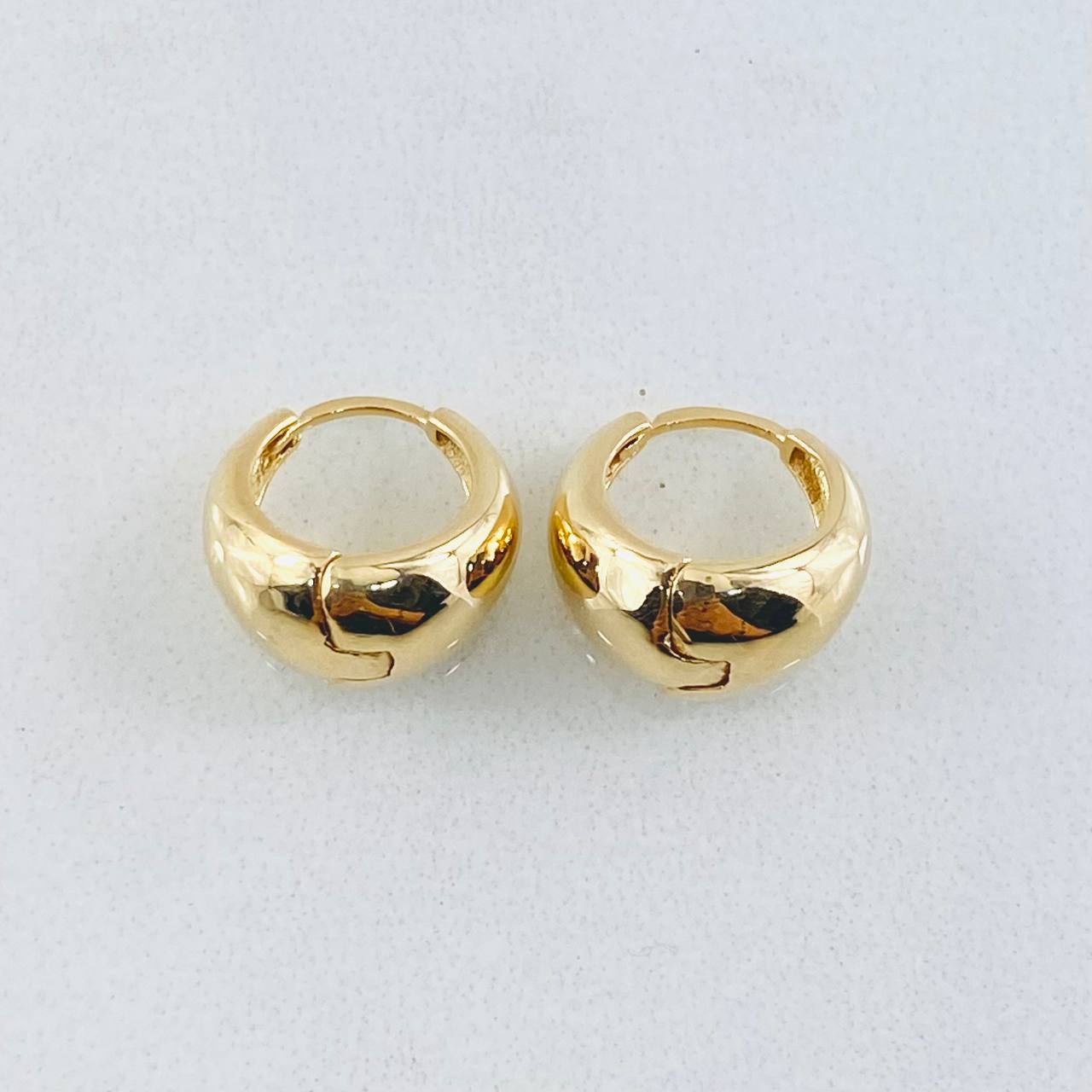 Candongas Dali 2.45gr / 1cm / Oro Amarillo 18K ©