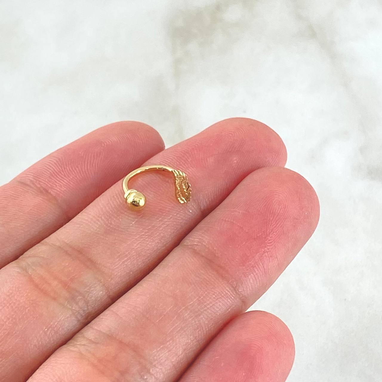Piercing Curvo Hoja 0.4gr / 1cm / Nac.Esp.Oro 18K ©