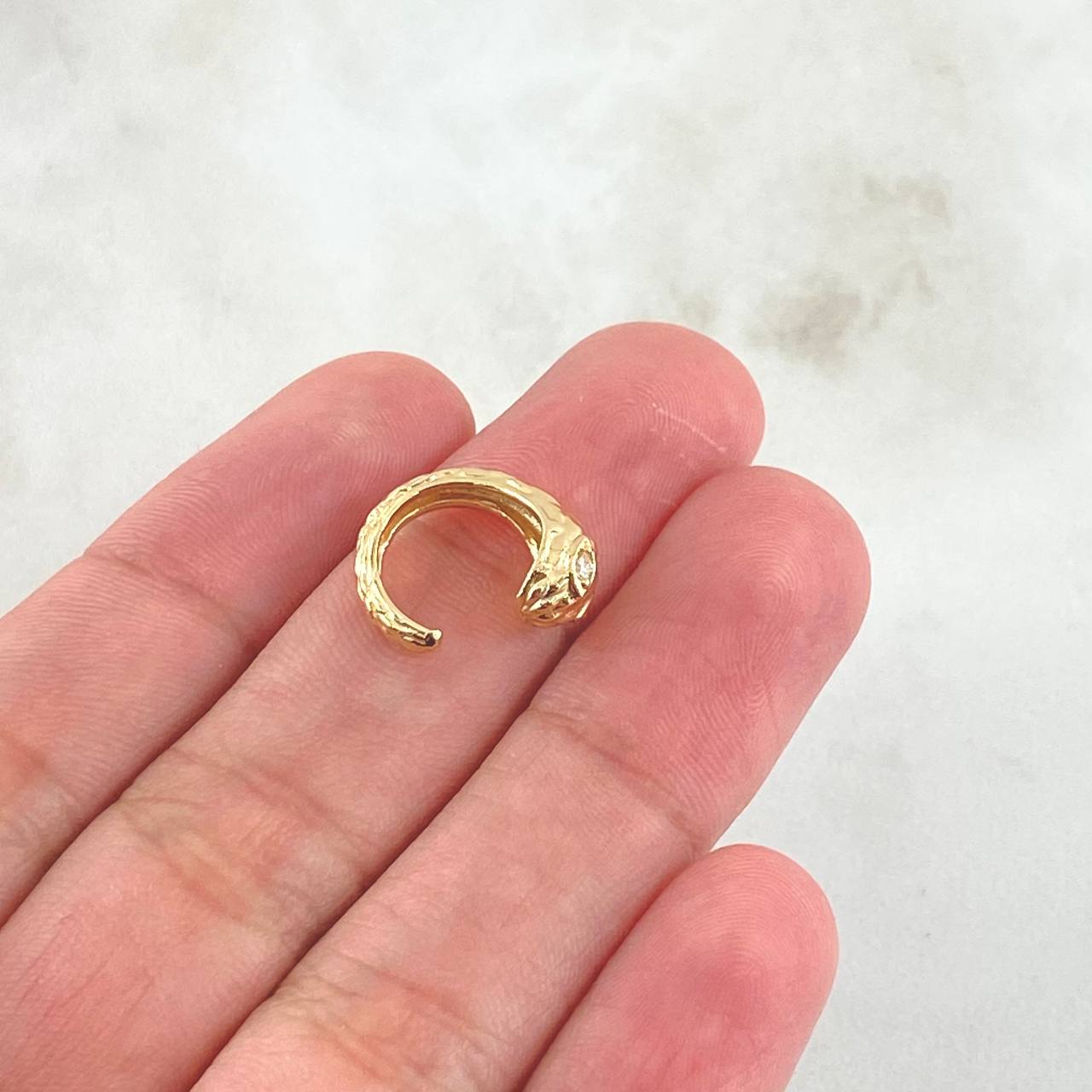 Piercing Earcuff Simulador Serpiente 1.75gr / 1.5cm / Circones Blancos Oro Amarillo 18K (Joya)