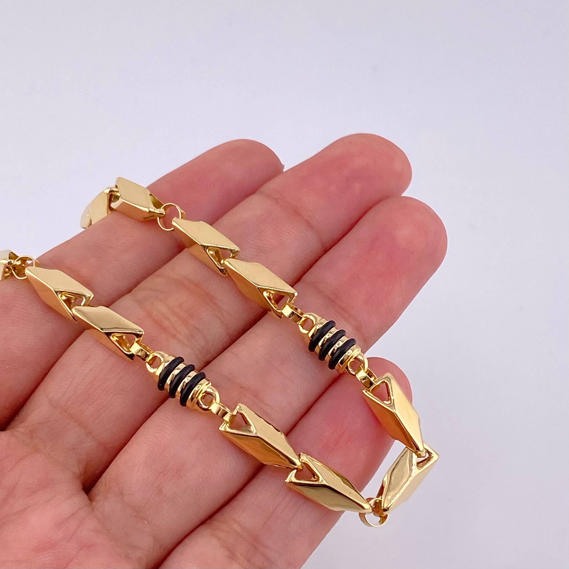 Pulso Rustico Cauchos Negros 5.65 g / 19.7 cm / 5 mm Oro Amarillo 18K