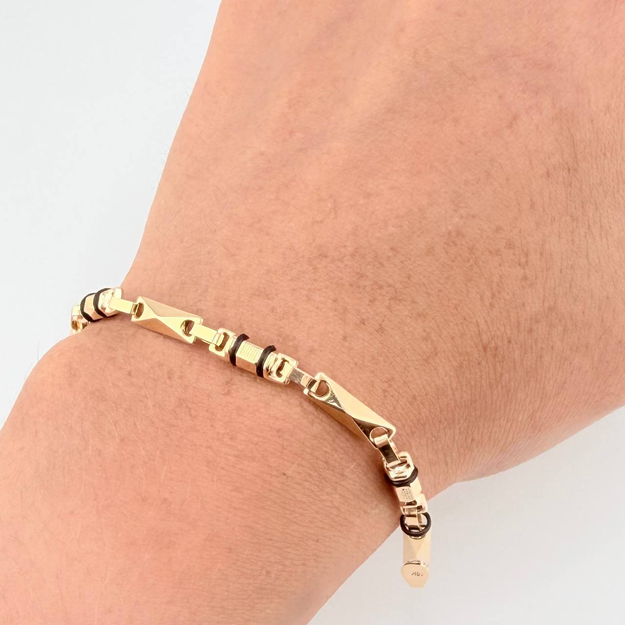 Pulso Rustico Barril Relieve 5 g / 21 cm / 3.7 mm Oro Amarillo 18K
