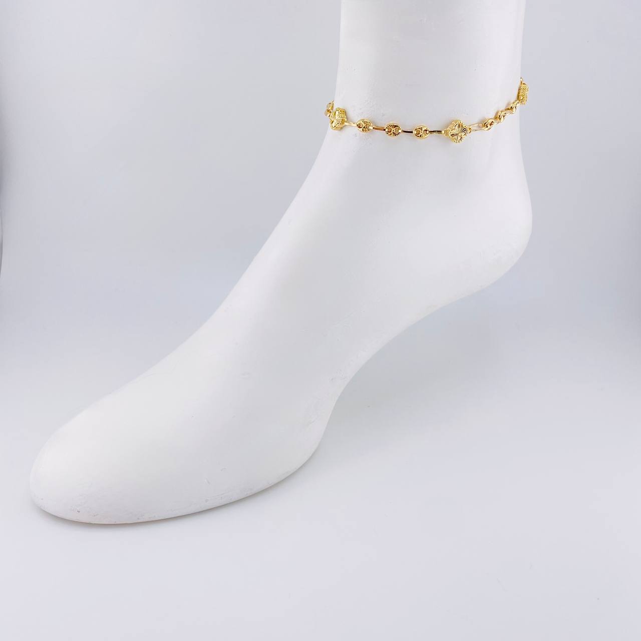 Tobillera Gc Trebol Diamantada 6.25 g / 23 cm / 4.8 mm Oro Amarillo 18K