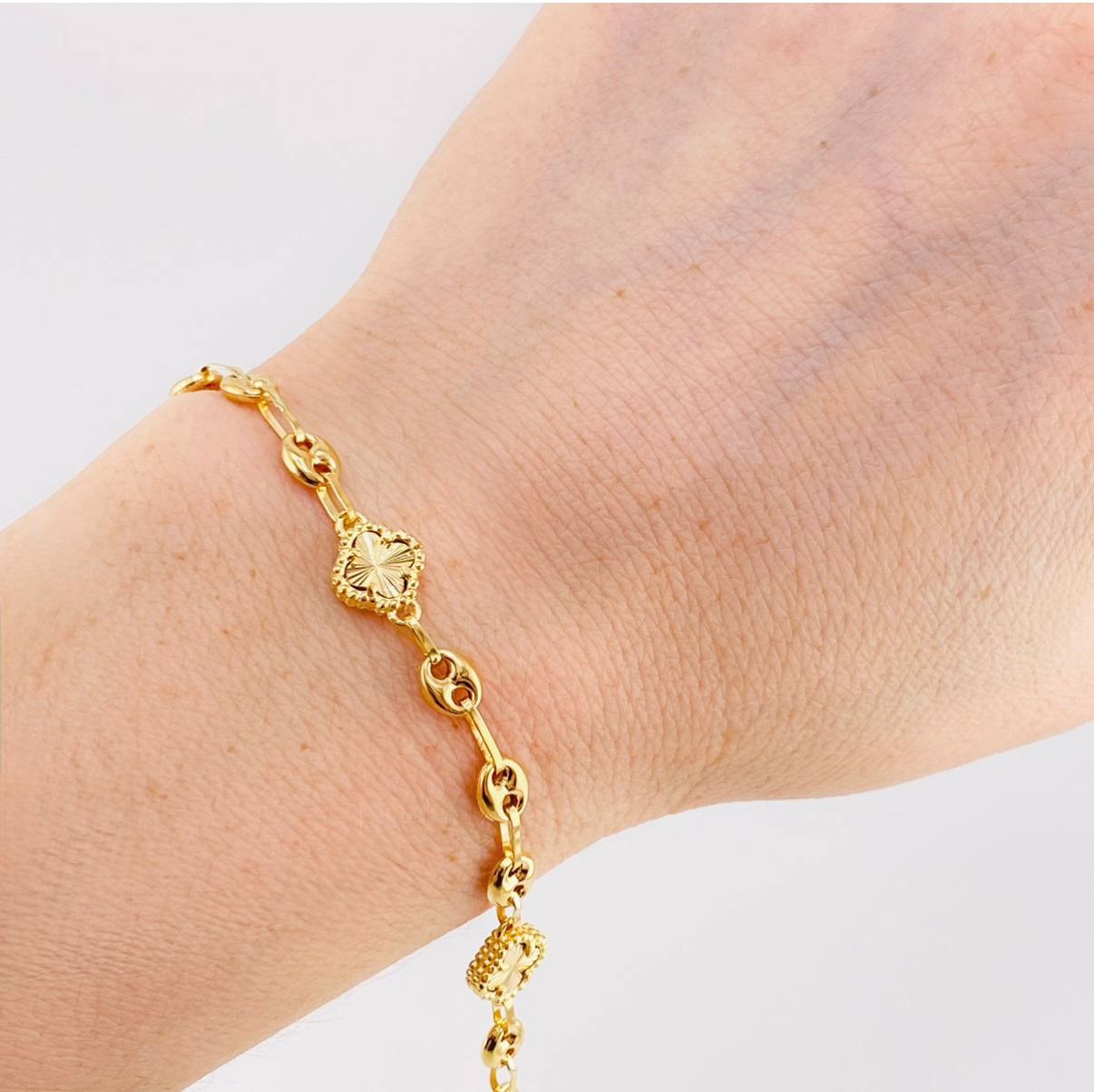 Pulso Gc Trebol Diamantado 5.5 g / 19 cm / 4.85 mm Oro Amarillo 18K