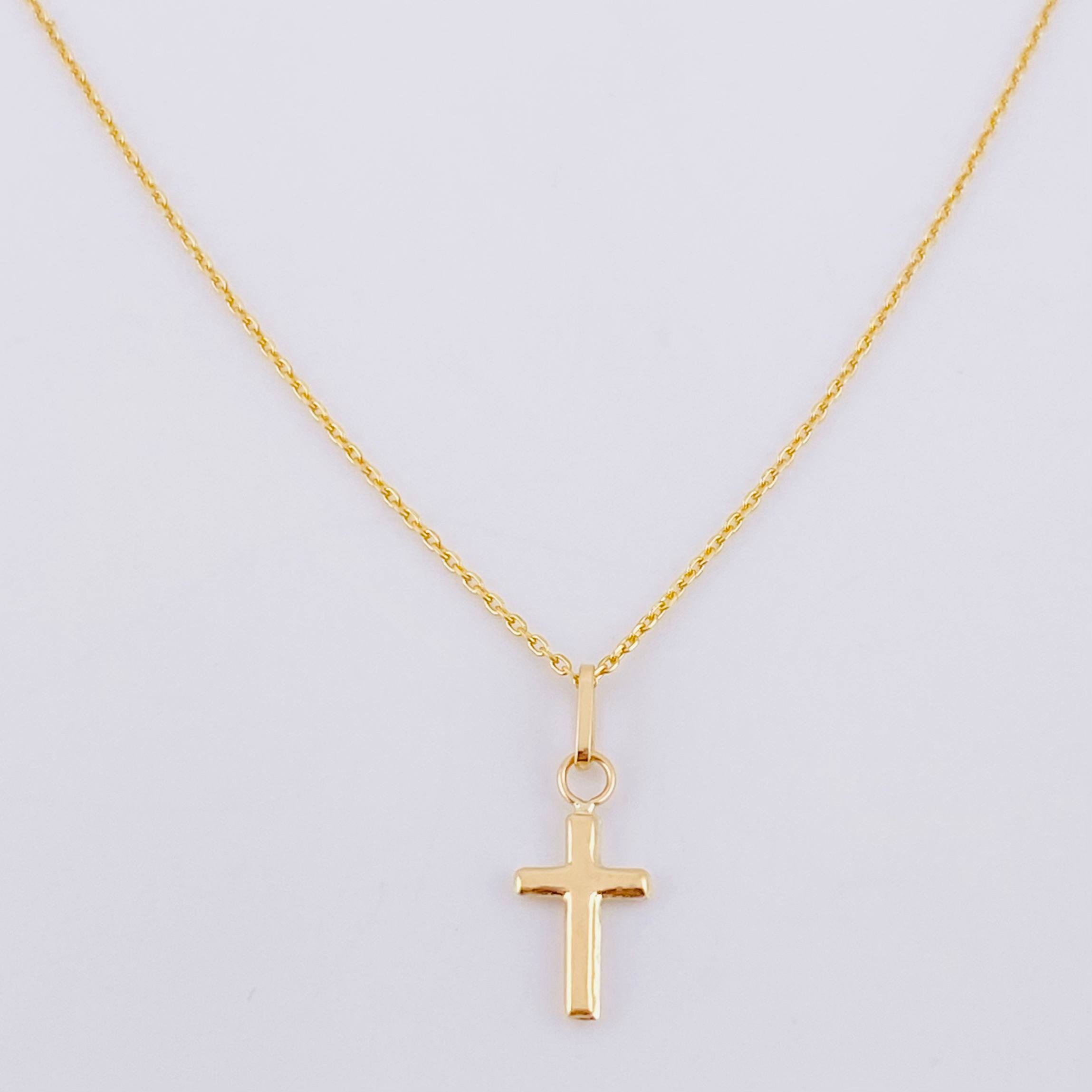 Set Cadena Aro Seguido + Dije Cruz / 0.95 g / 45 cm Oro Amarillo 18K