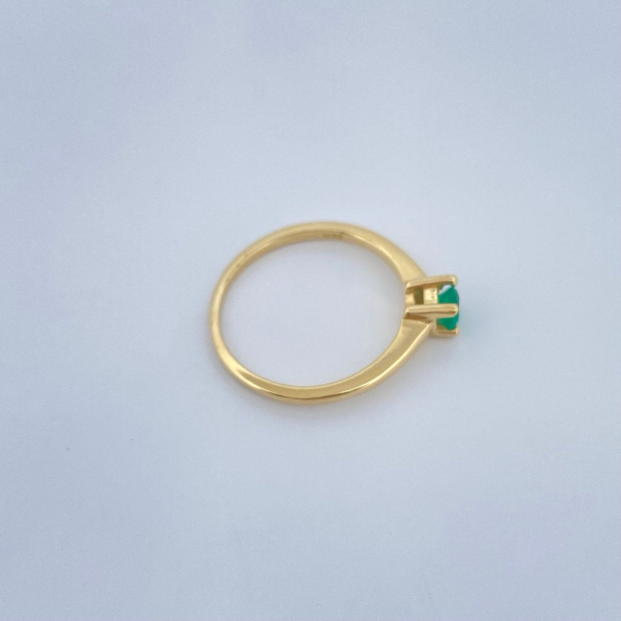 Anillo Solitario Esmeralda 1.85gr / T4 3/4 / Oro Amarillo 18K $