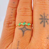 Anillo Tres Piedras Esmeraldas 1gr / T6 1/4 / Oro Amarillo 18K $